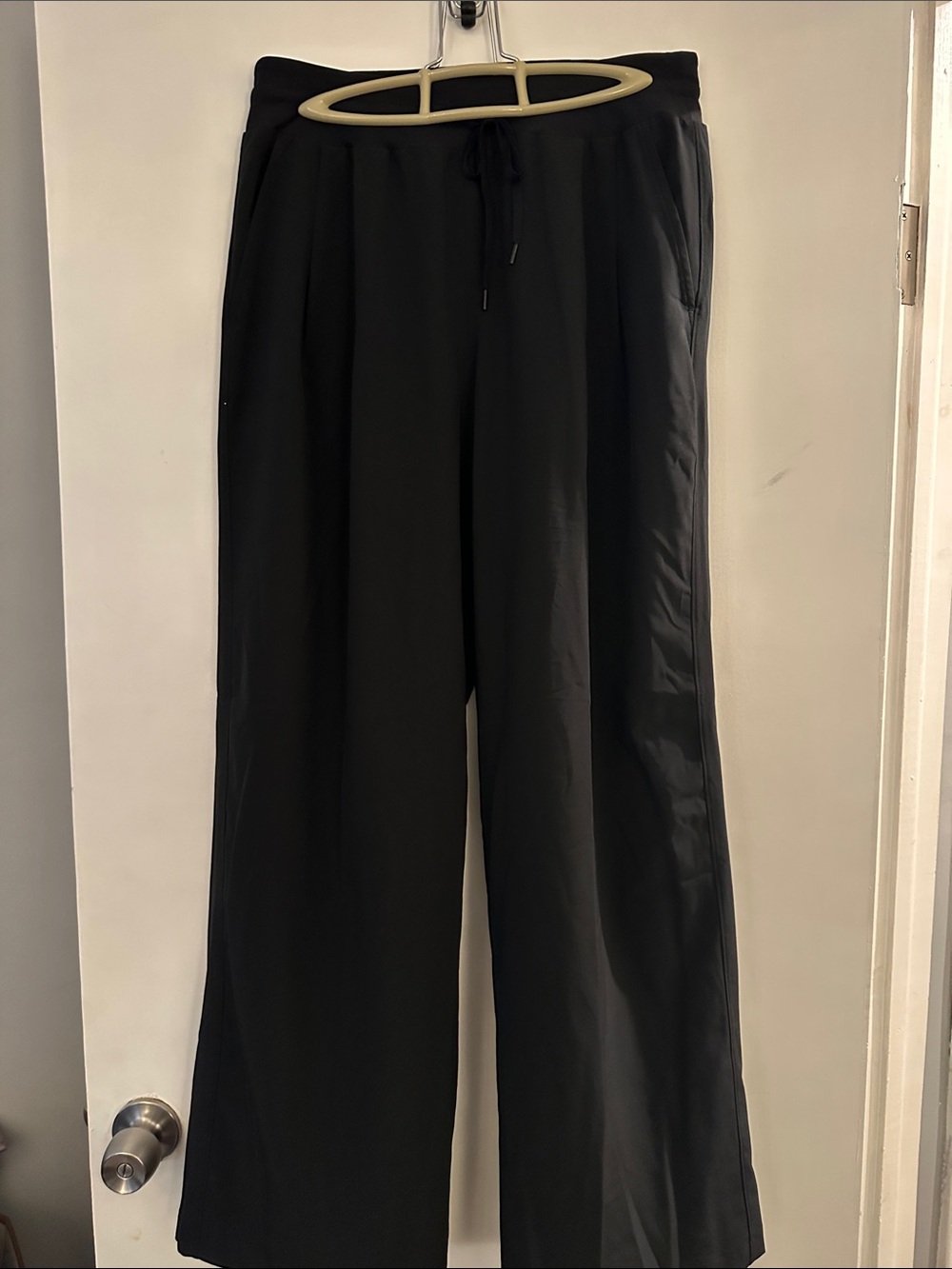 CALIA by Carrie Underwood Black Wide-Leg Drawstring Track Pants